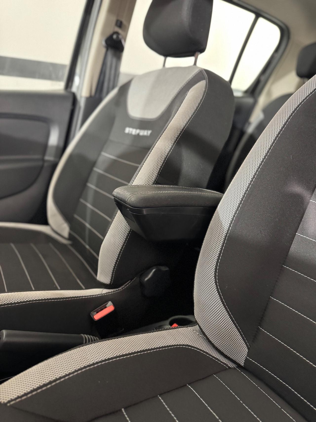 Dacia Sandero Stepway 0.9 TCe 90 CV *ANCHE NEOPATENTATI*
