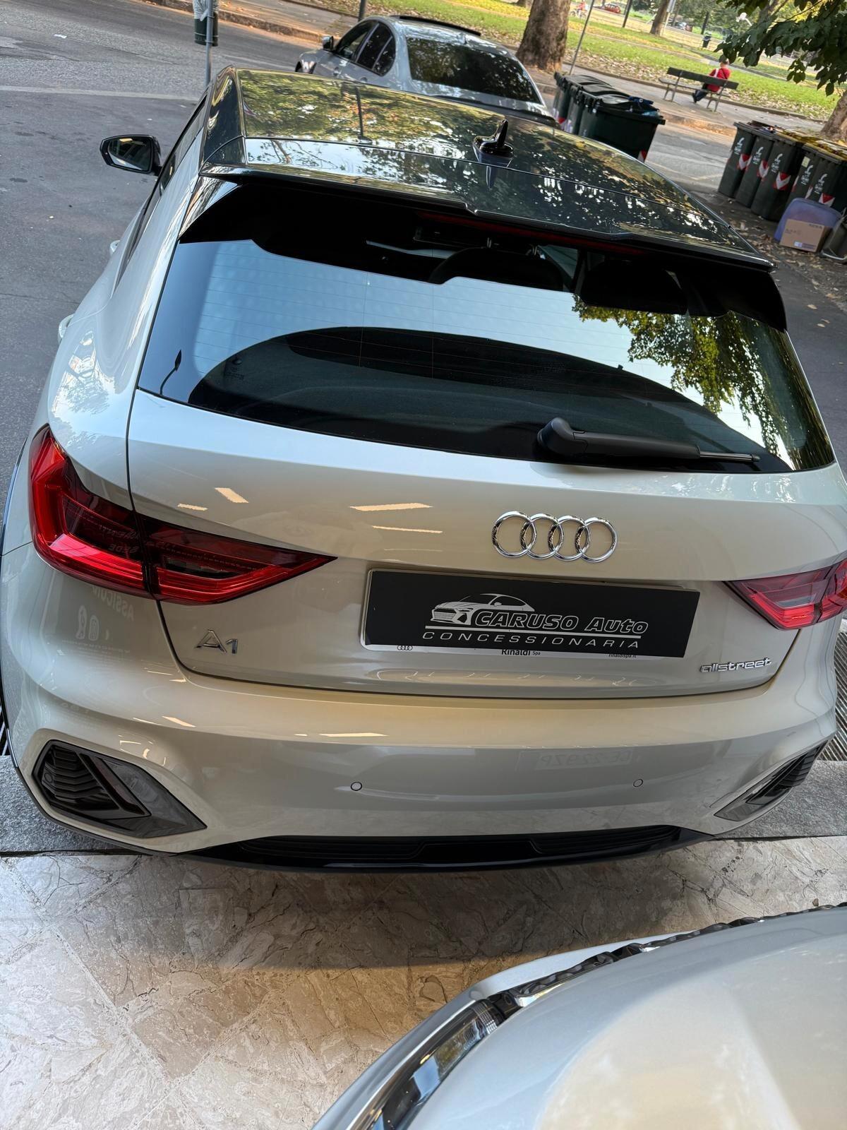 Audi A1 allstreet 30 TFSI Identity Contrast