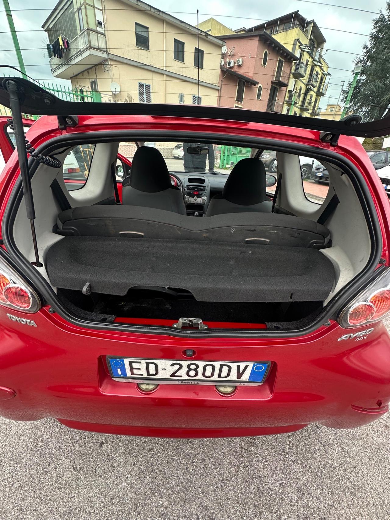 Toyota Aygo 1.0 12V VVT-i 3 porte Sol Red Edition