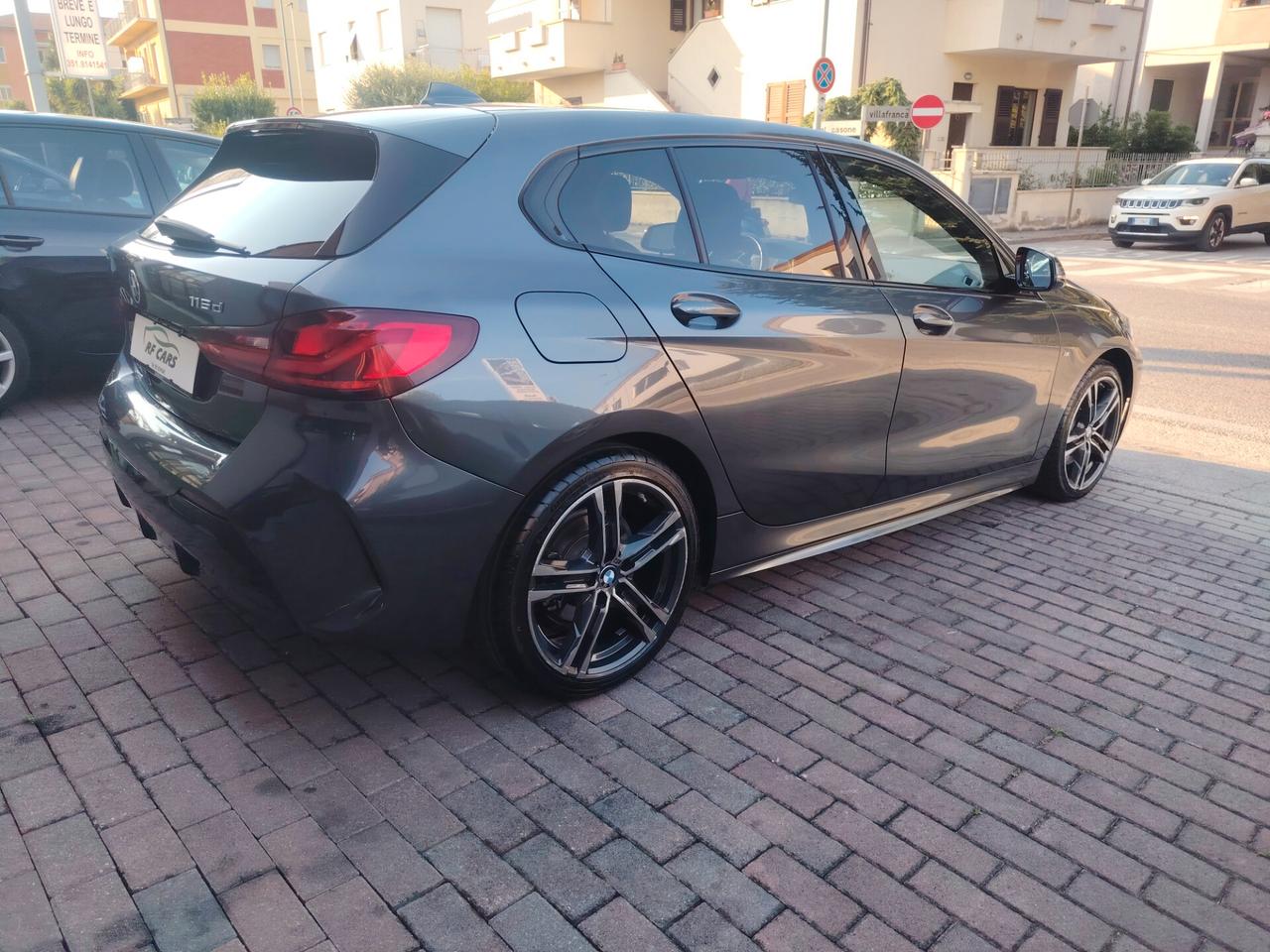 Bmw 116 116d 5p. Luxury