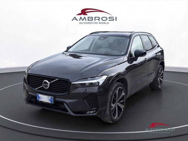 VOLVO XC60 B4 (d) AWD automatico Ultimate Dark