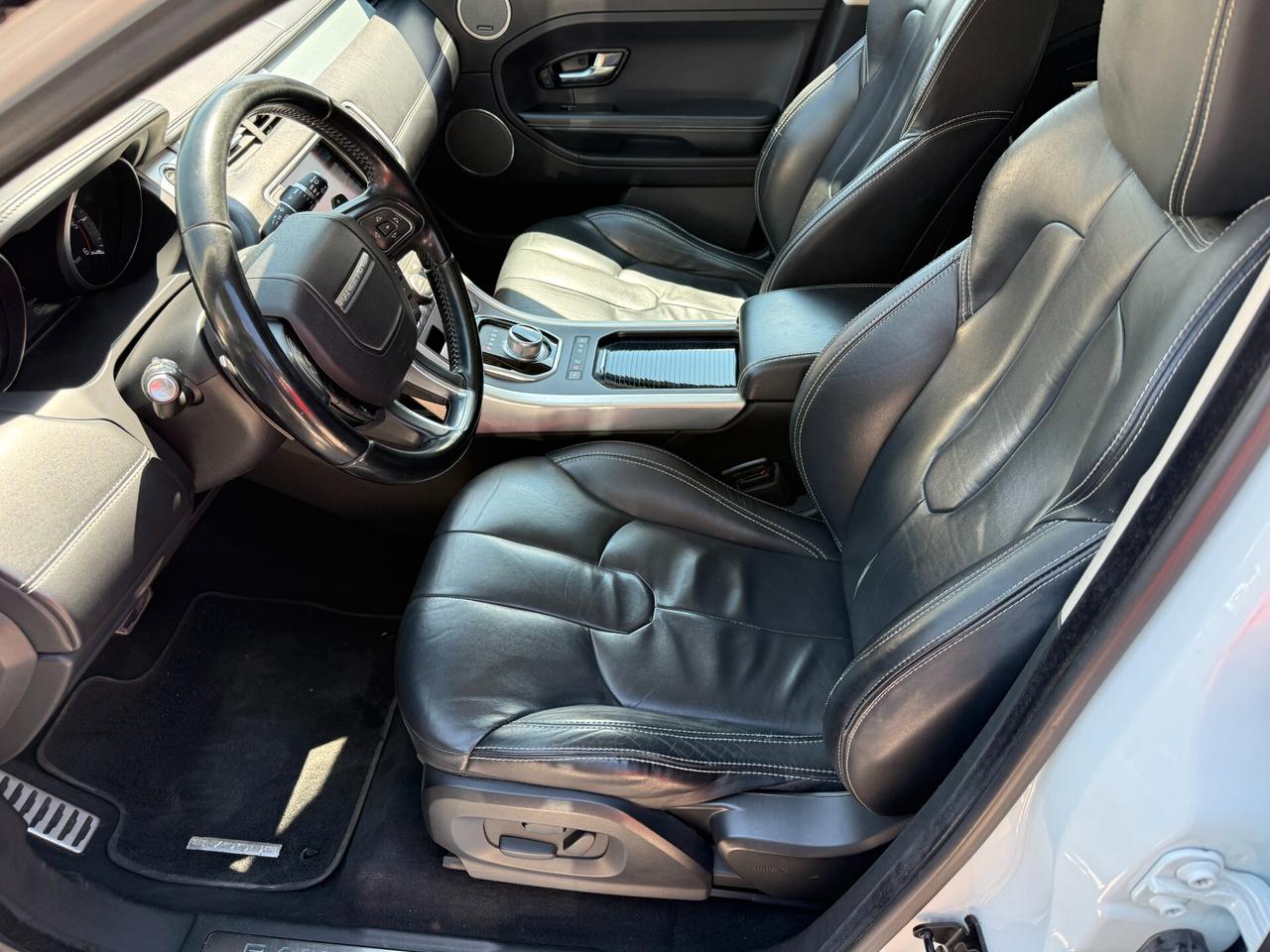 Land Rover Range Evoque 2.2 TD4 5p. Dynamic