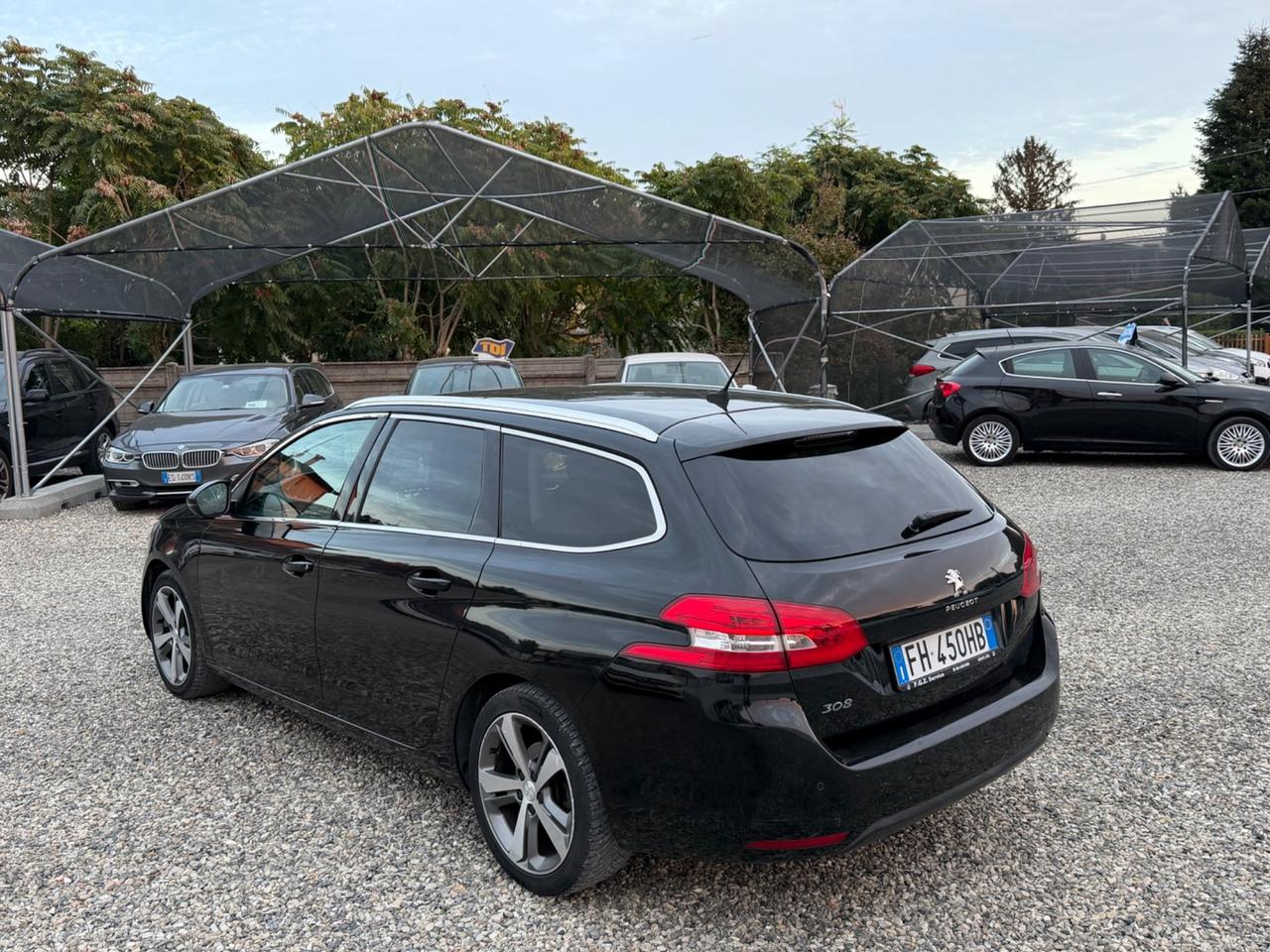 Peugeot 308 BlueHDi 120 S&S EAT6 SW Allure