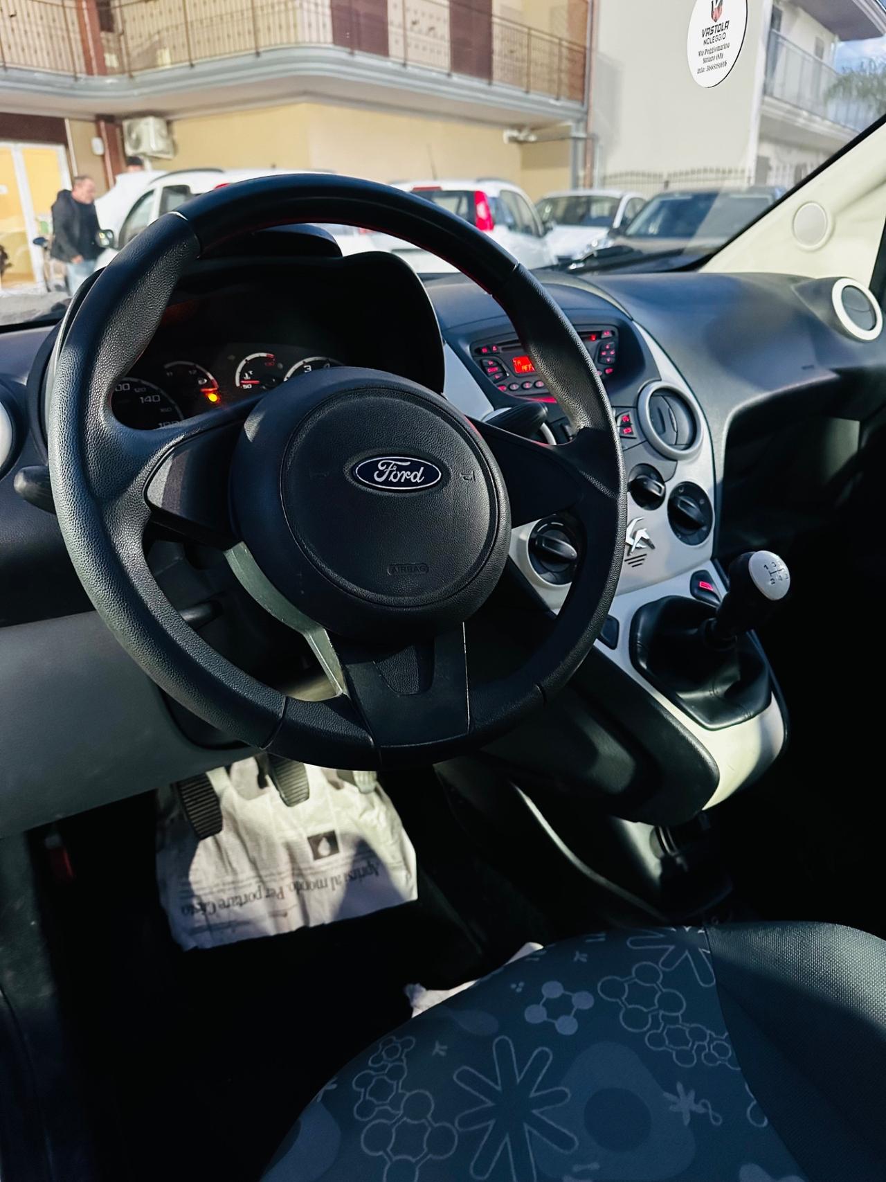 Ford Ka Ka+ 1.2 8V 69CV Titanium Business