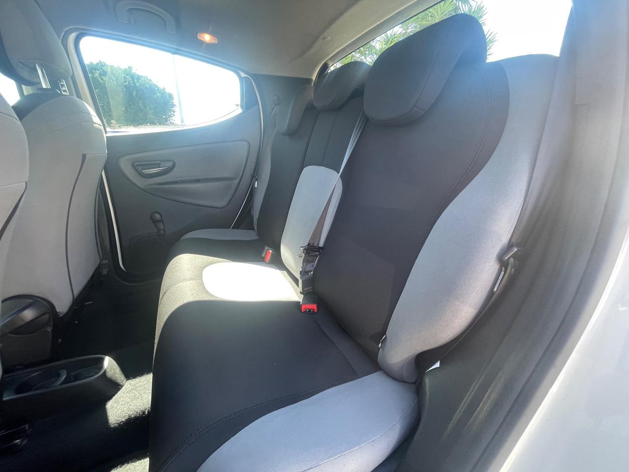 Lancia Ypsilon Gold 1.2 Fire 69cv