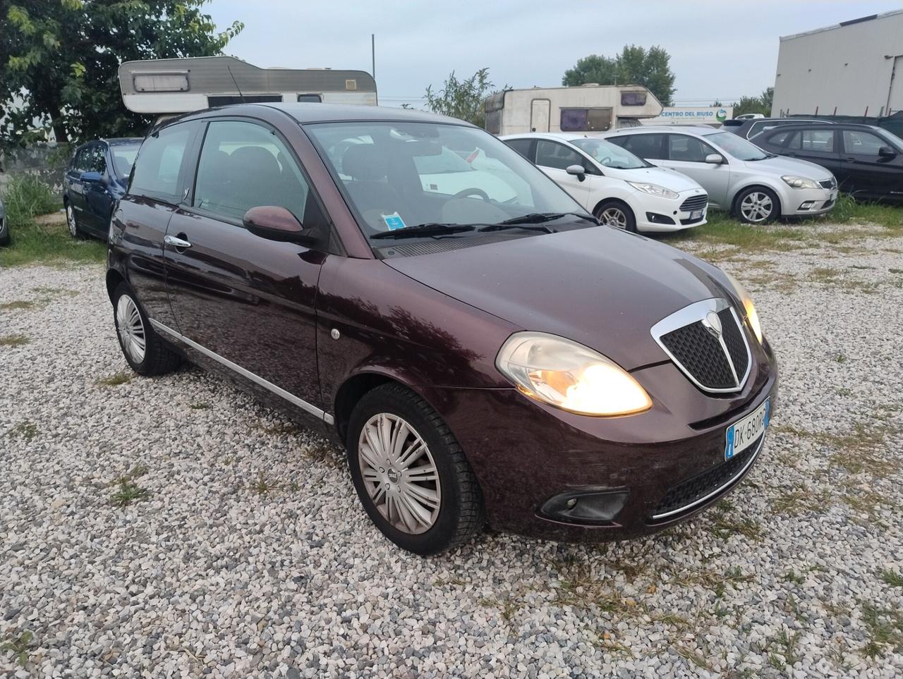 Lancia Ypsilon 1.2 Argento