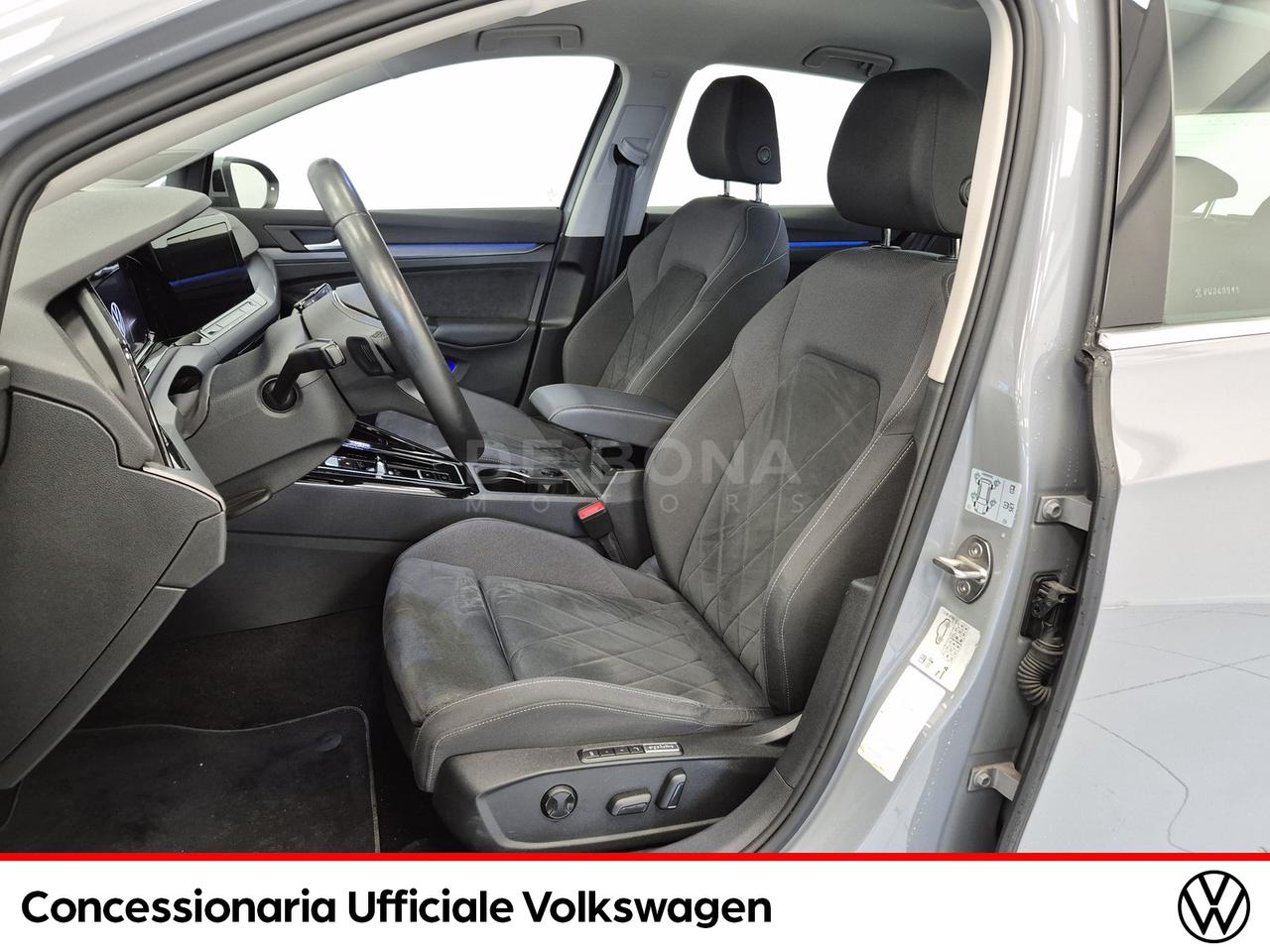 Volkswagen Golf 1.5 tgi style 130cv dsg