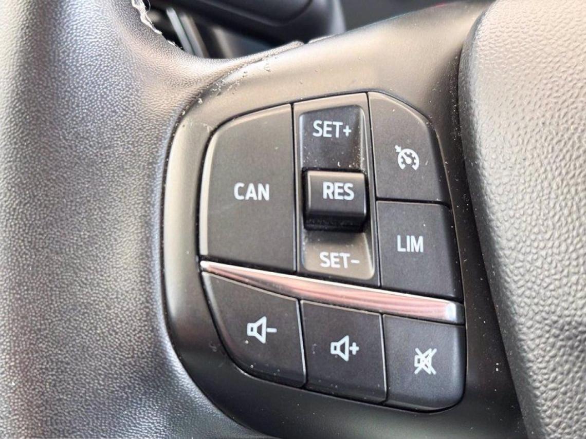 FORD Fiesta 5p 1 1 titanium 75cv
