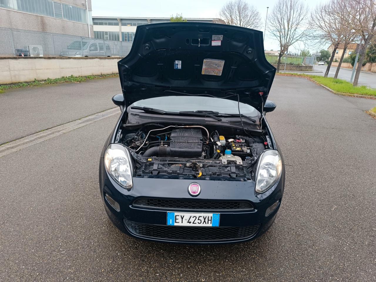 Fiat Punto 1.4 natural Power 2015 SOLO 134.000 KM