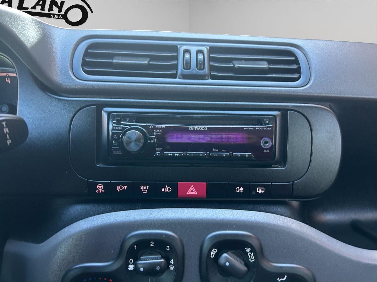 FIAT - Panda - 1.2 Lounge CLIMA
