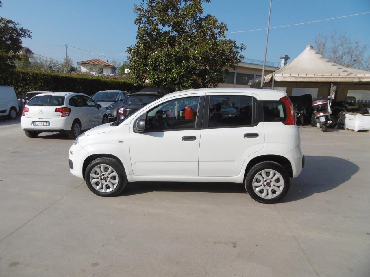 Fiat Panda 0.9 TwinAir Turbo Natural Power Lounge