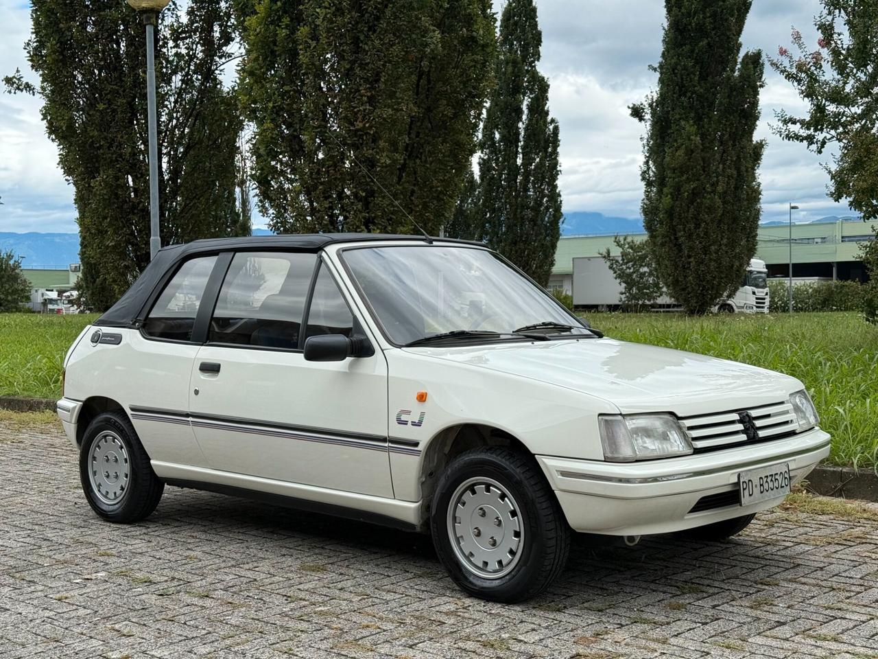 Peugeot 205 1.1i cat Cabriolet CJ