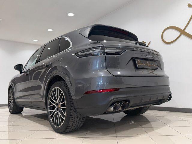 PORSCHE Cayenne 3.0 Hybrid V6 IVA ESPOSTA