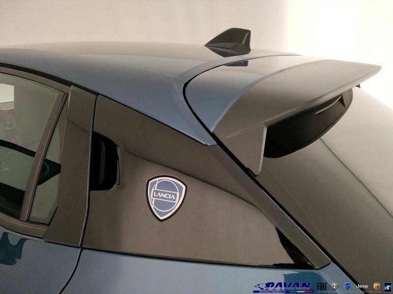 Lancia Ypsilon 1.2 Hybrid e-DCT