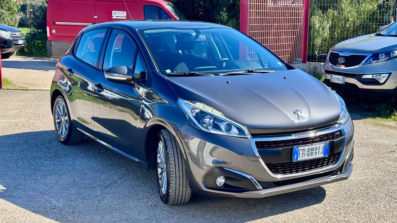 Peugeot 208 BlueHDi 75 5 porte Allure