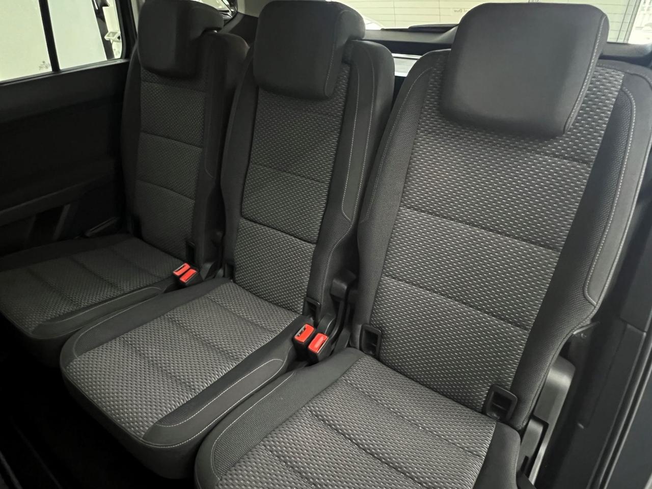 VOLKSWAGEN Touran III 2015 Touran 2.0 tdi Business 122cv