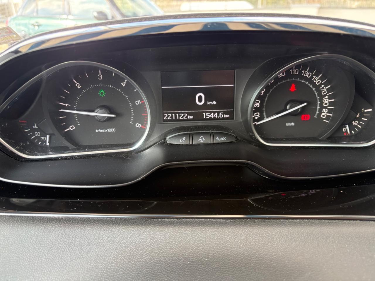 Peugeot 208 BlueHDi 120 5p Allure TETTO PANORAMICO