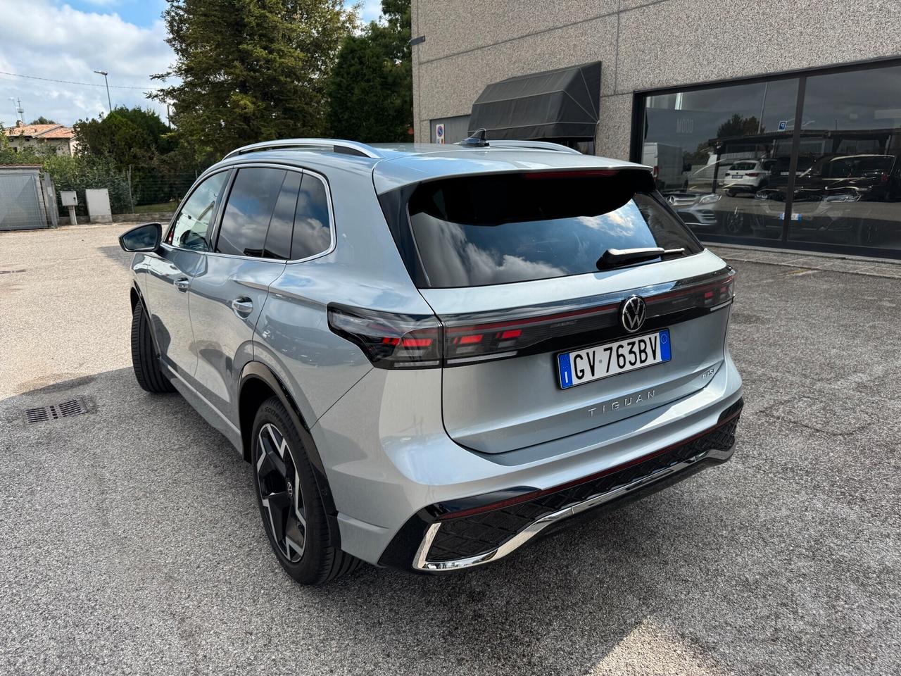 Volkswagen Tiguan 1.5 eTSI 150 CV ACT DSG R-Line FULL OPTIONAL