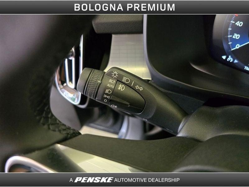Volvo XC40 XC40 T2 Geartronic Momentum Pro
