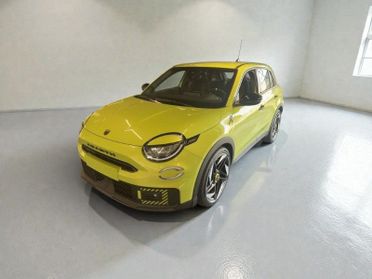Abarth 600e Turismo con INCENTIVI STATALI
