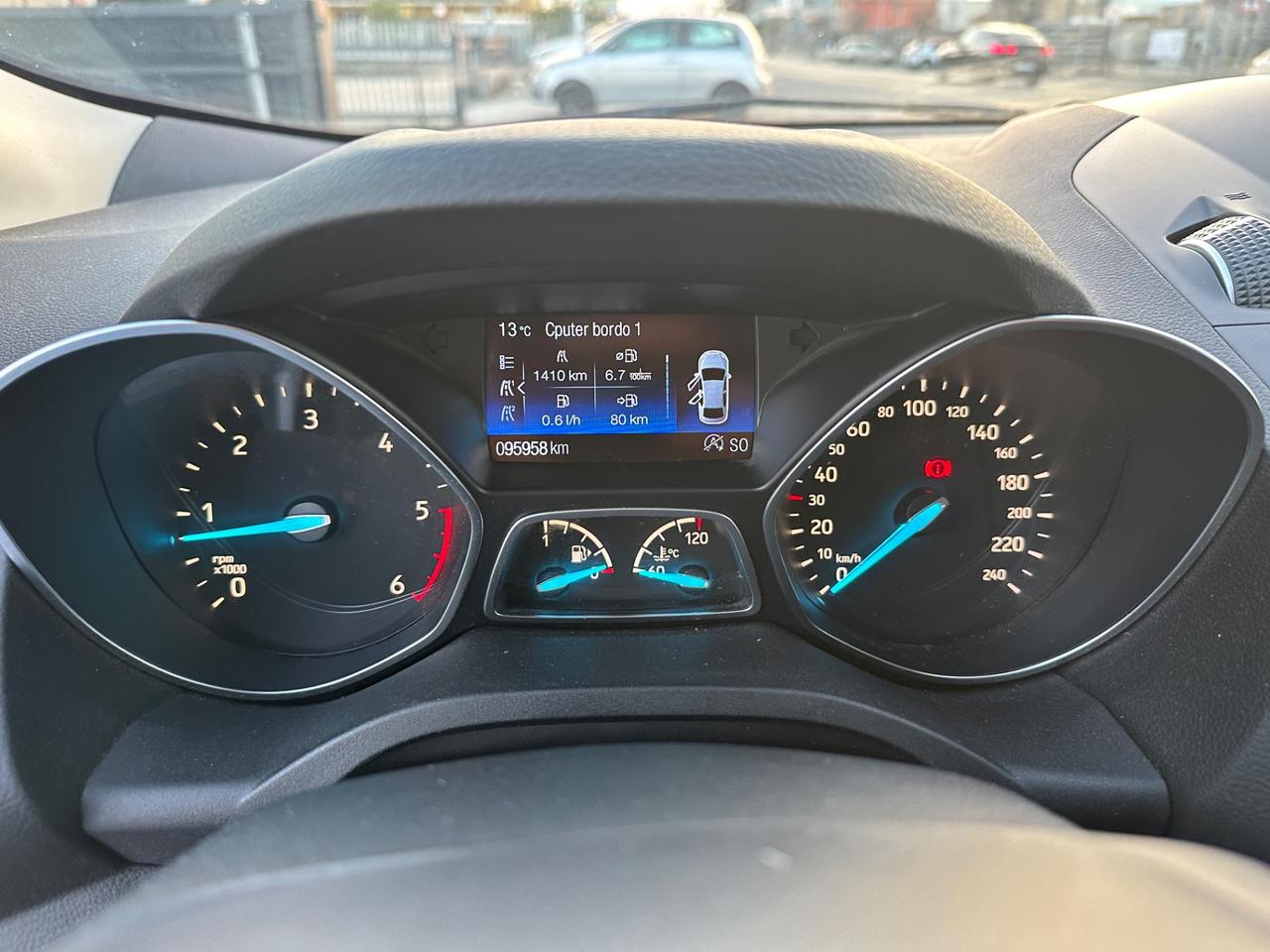 Ford Kuga 1.5 TDCI 120 CV OK NEOPATENTATI