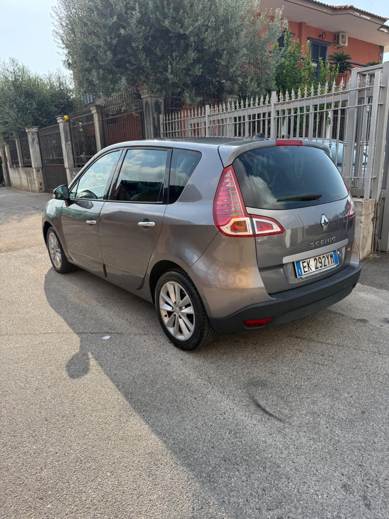 Renault Scenic Scénic X-Mod 1.6 dCi 130CV Luxe