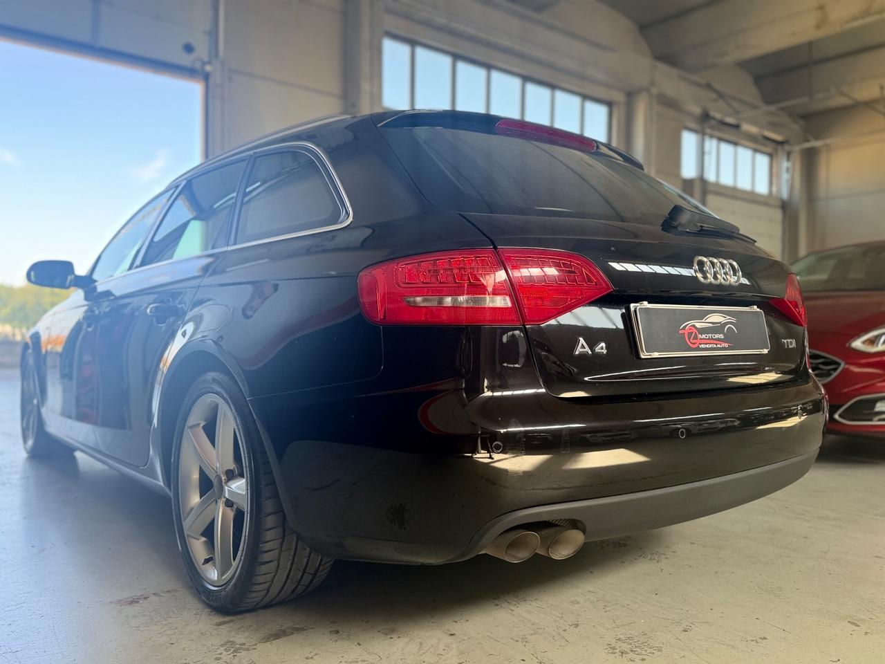 Audi A4 Avant 2.0 TDI 143CV F.AP. multitronic S-Line NEOPATENTATI