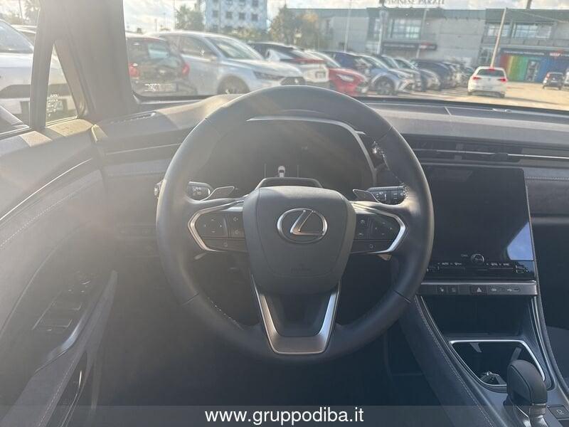 Lexus LBX 1.5H 2WD COOL MY24