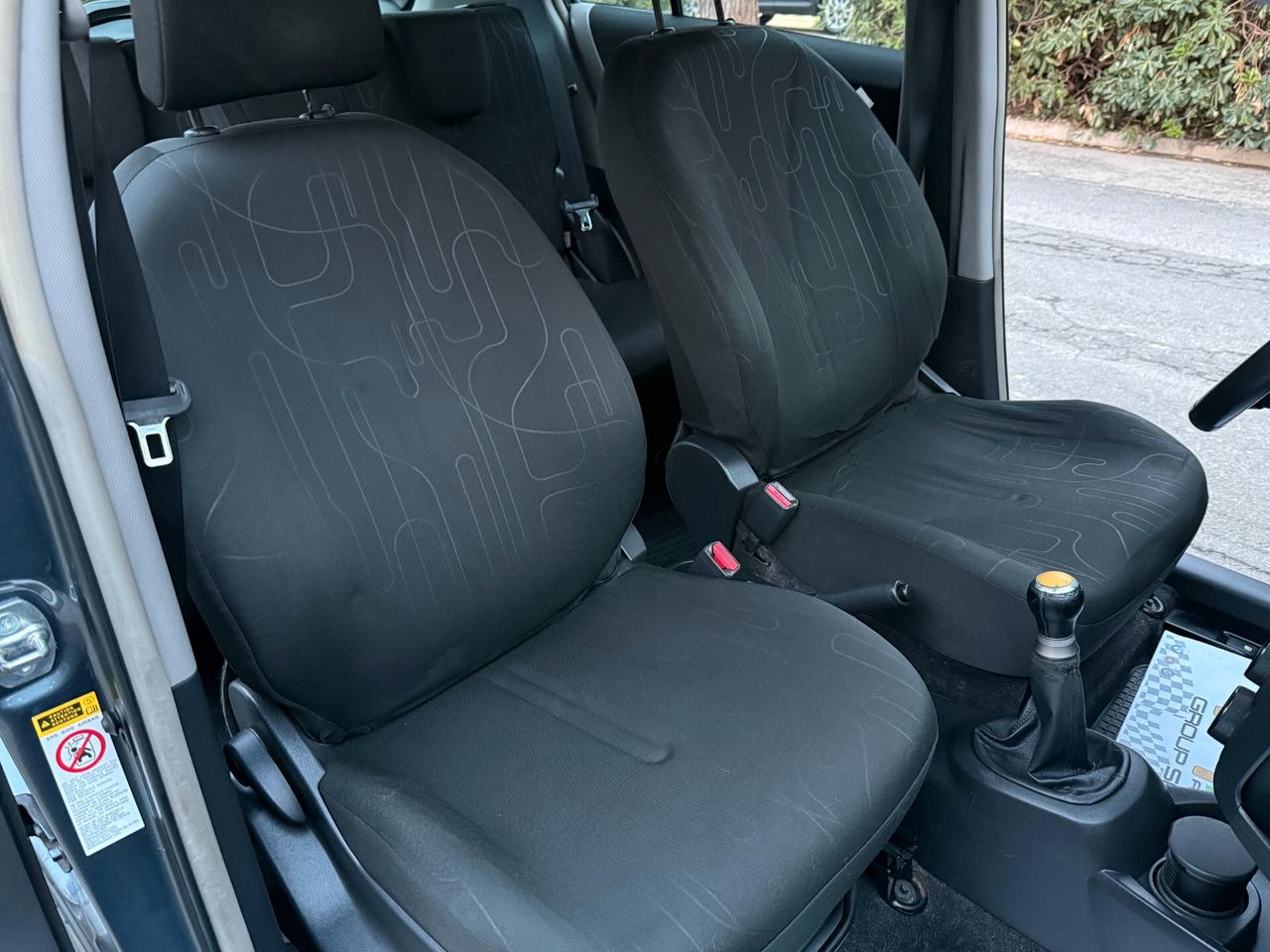 Toyota Yaris 1.0 5 Porte SOLI KM 103.000 - 2009