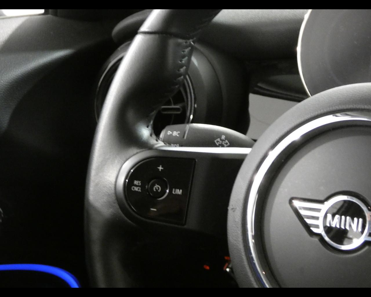 MINI Mini 5 porte (F55) - Mini 1.5 Cooper Classic 5 porte