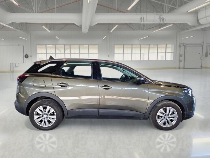 PEUGEOT 3008 BlueHDI 130 EAT8 S/S Business