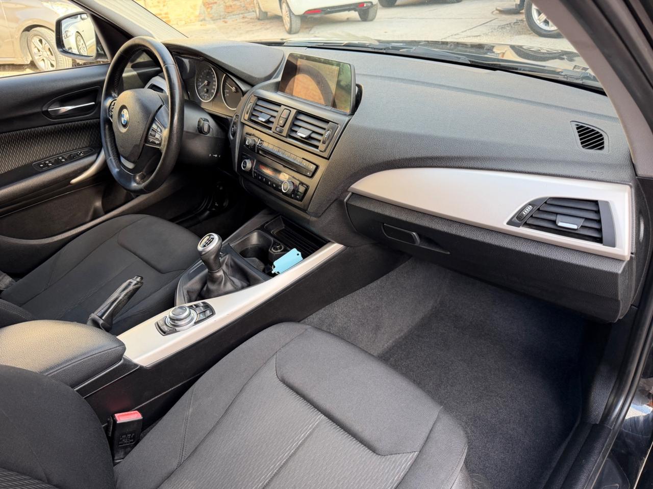 Bmw 116d 5p. Efficient Dynamics Sport