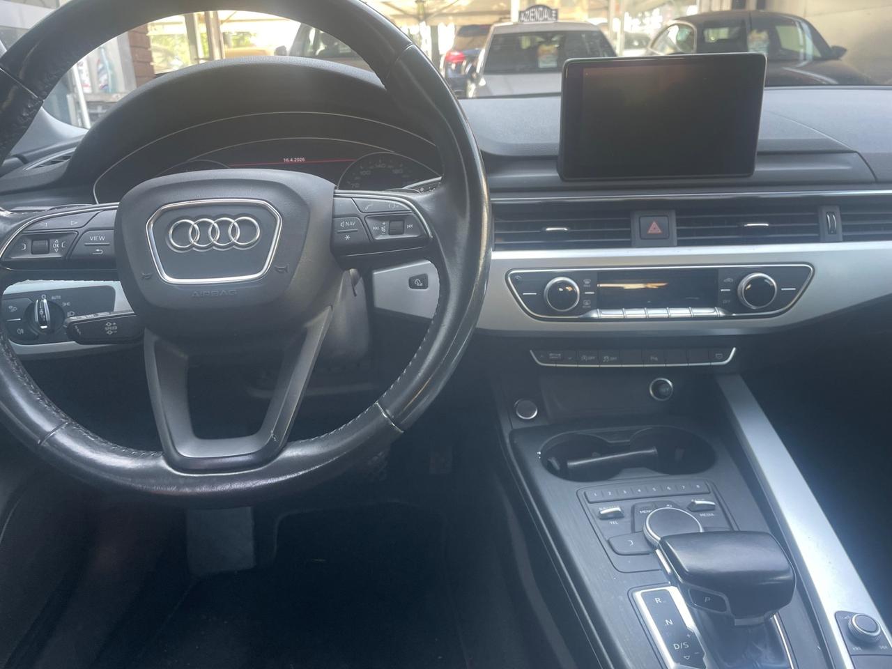 Audi A4 2.0 TDI 150 CV ultra Sport