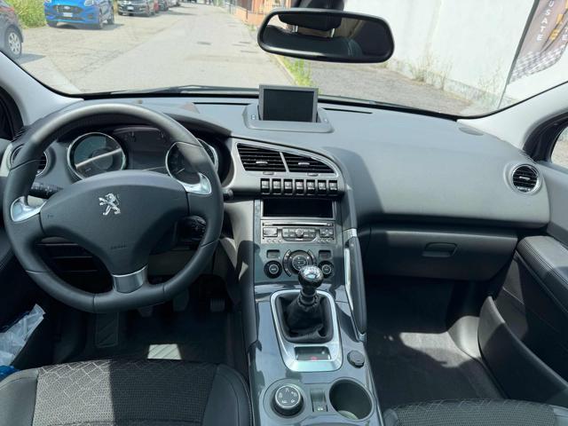 PEUGEOT 3008 1.6 HDi 115CV Allure