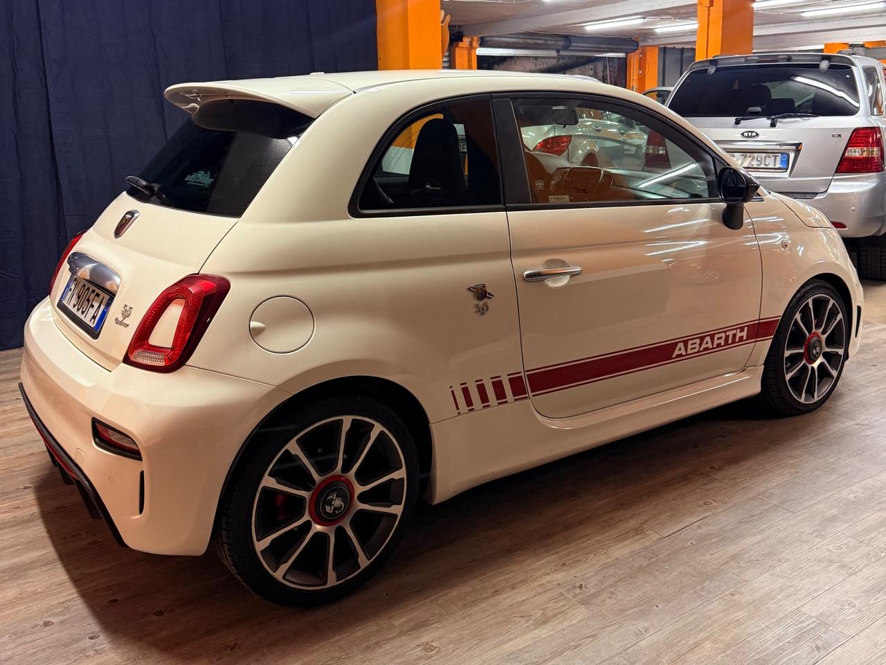 Abarth 595 con 165 CV Turismo 45.000 km