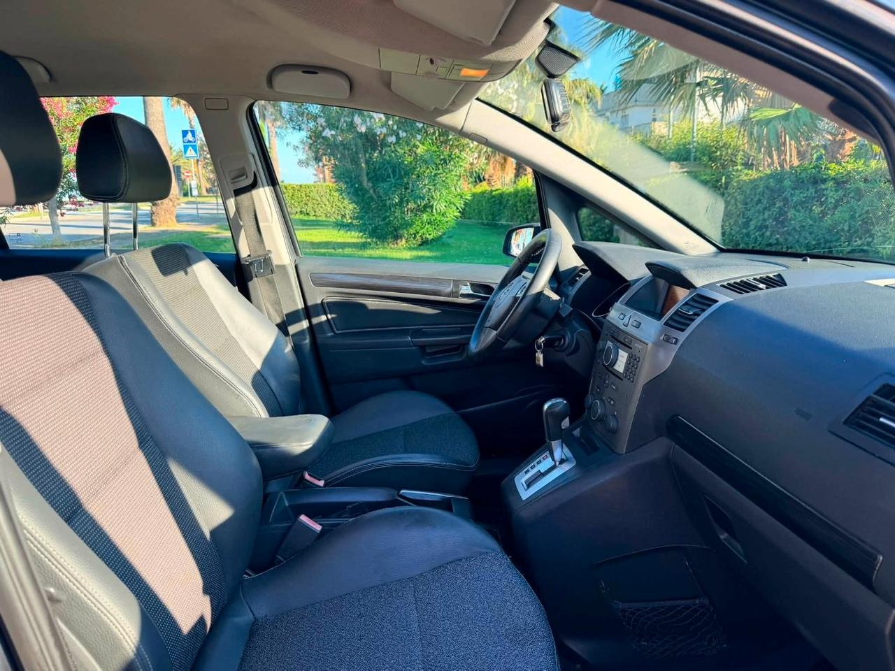 Opel Zafira 1.9 cdti Cosmo 120cv auto