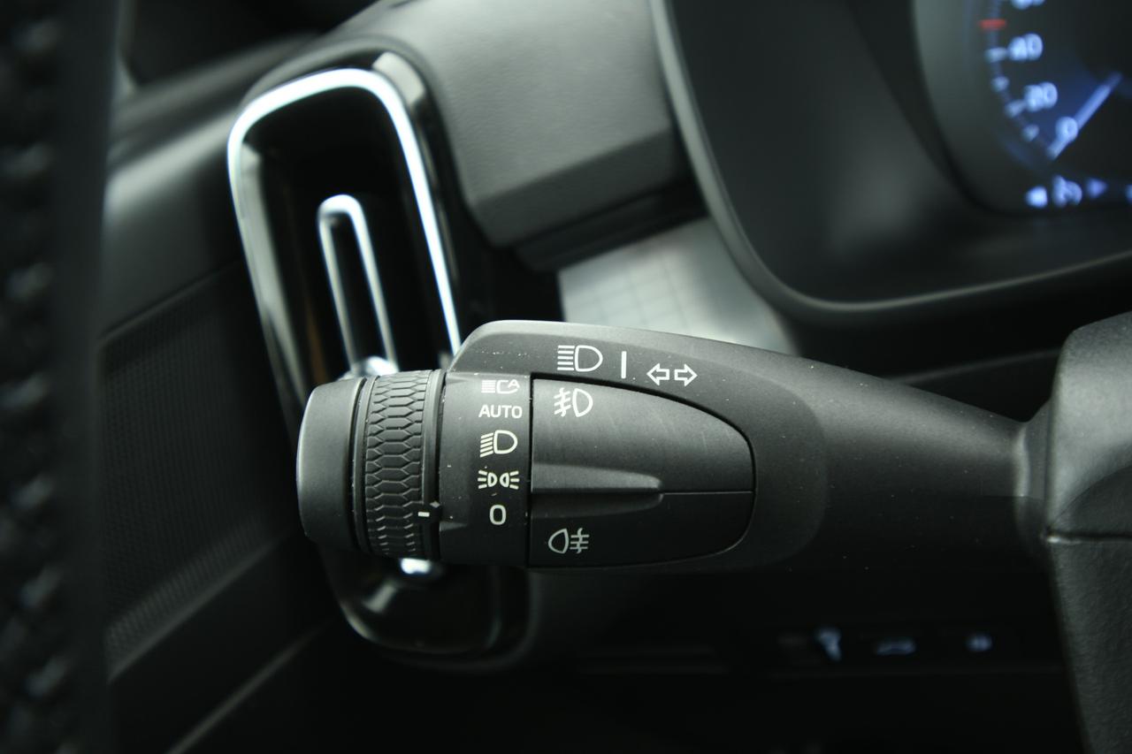 VOLVO XC40 1.5 t4 recharge phev Core auto NEOPATENTATI+CAMERA+APP CONNECT