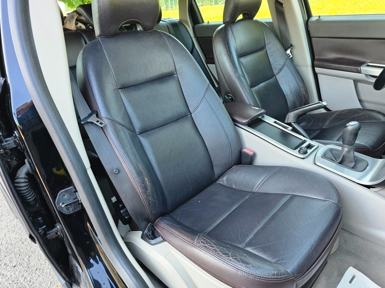 Volvo V50 2.0 D 6 MARCE - INTERNI IN PELLE