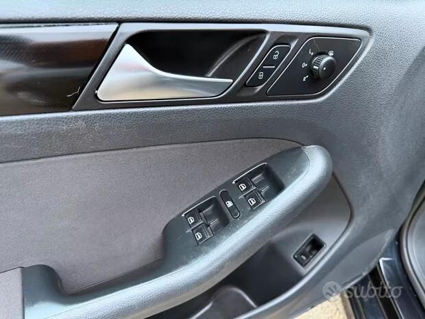 Volkswagen Jetta 1.6 TDI BlueMotion Technology