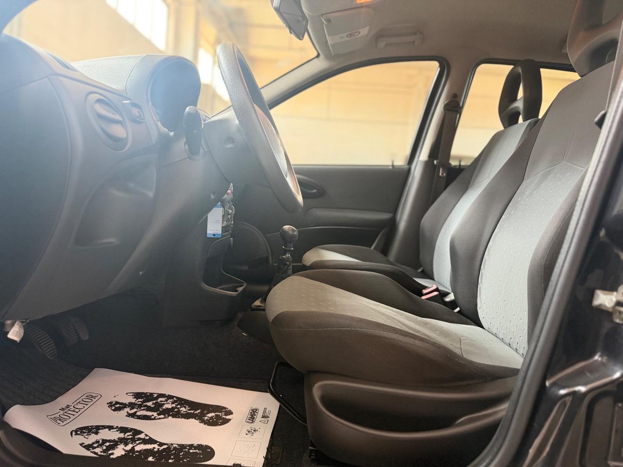 Fiat Punto 1.2 5 porte Active Natural Power NEOPATENTATI