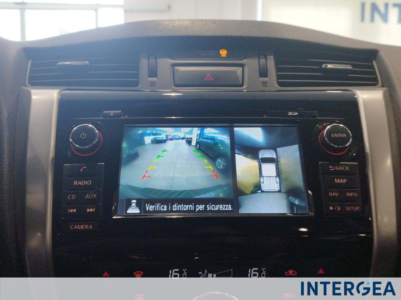 NISSAN Navara 2.3 dci d.cab Tekna 4wd 190cv auto E6