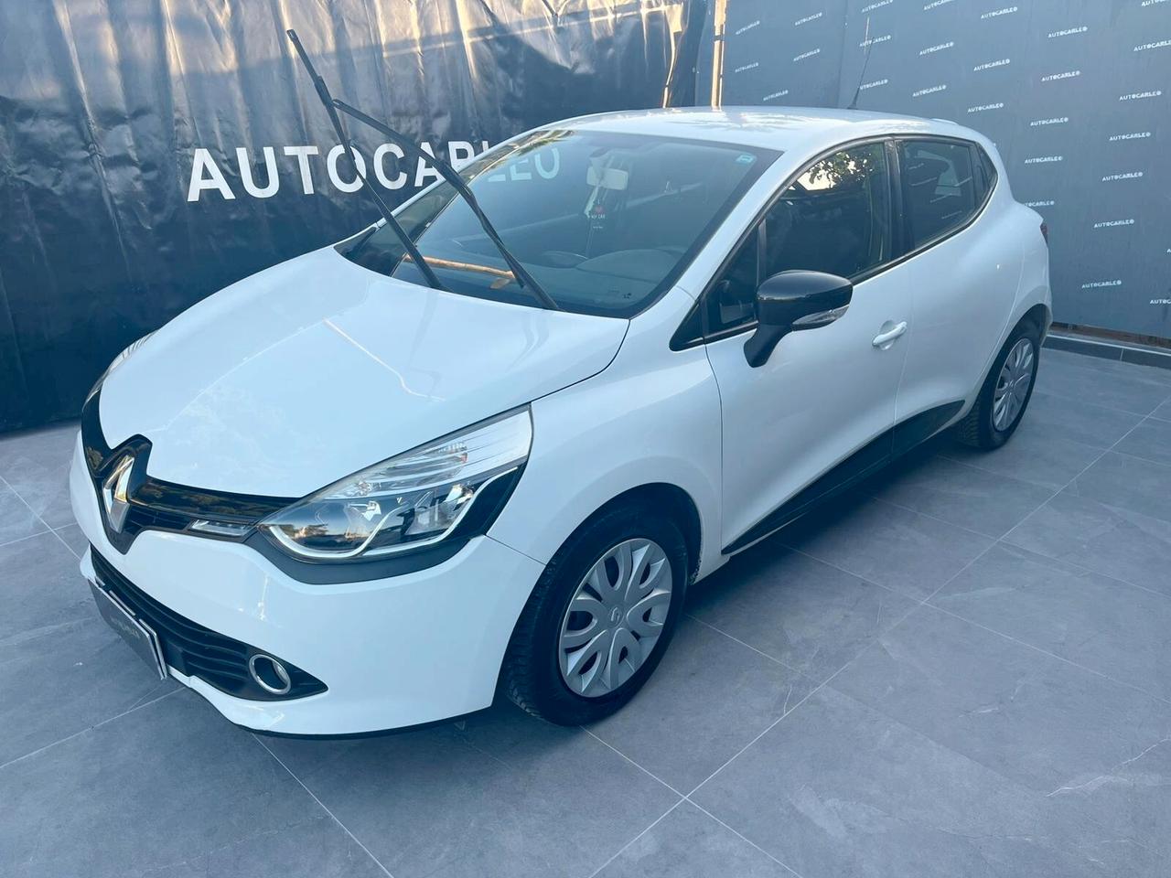 Renault Clio 1.2 BENZINA E GPL DI SERIE