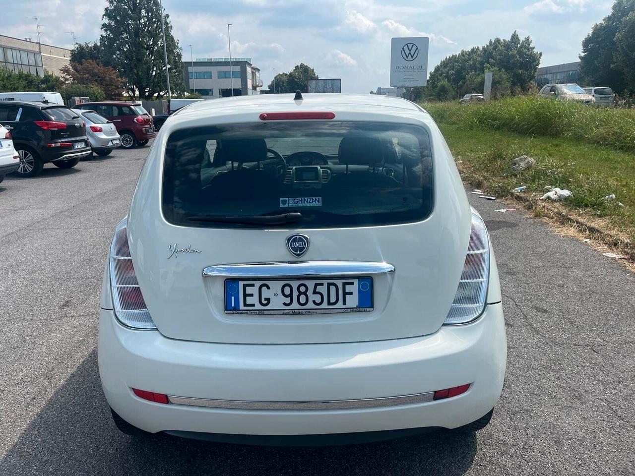 Lancia Ypsilon 1.3 MJT 75 CV