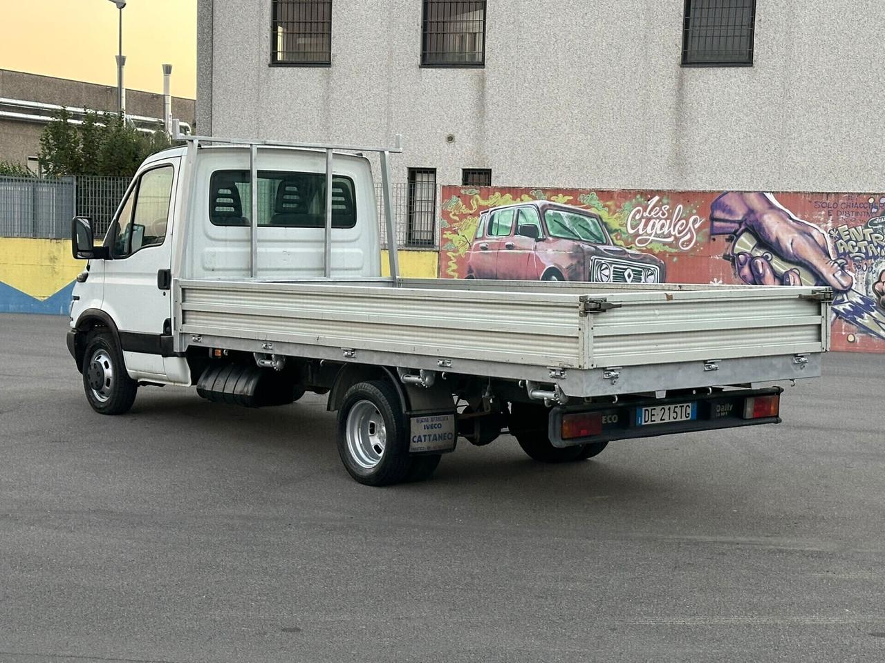 Iveco Daily modello 35c17 con cassone