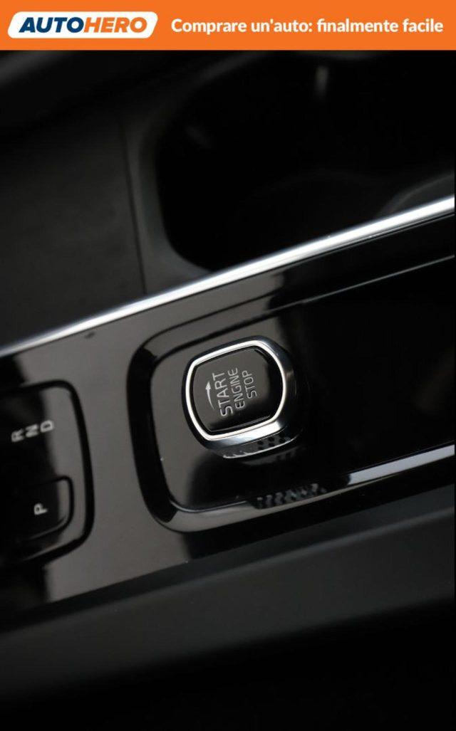 VOLVO XC60 T6 Recharge Plug-in Hybrid AWD Inscription Express