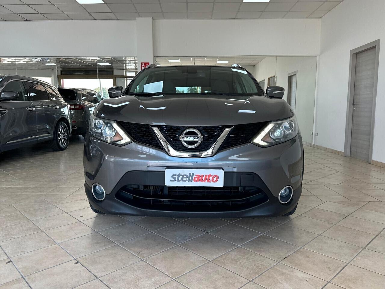 Nissan Qashqai 1.6 dCi 2WD Tekna *SERVICE NISSAN*