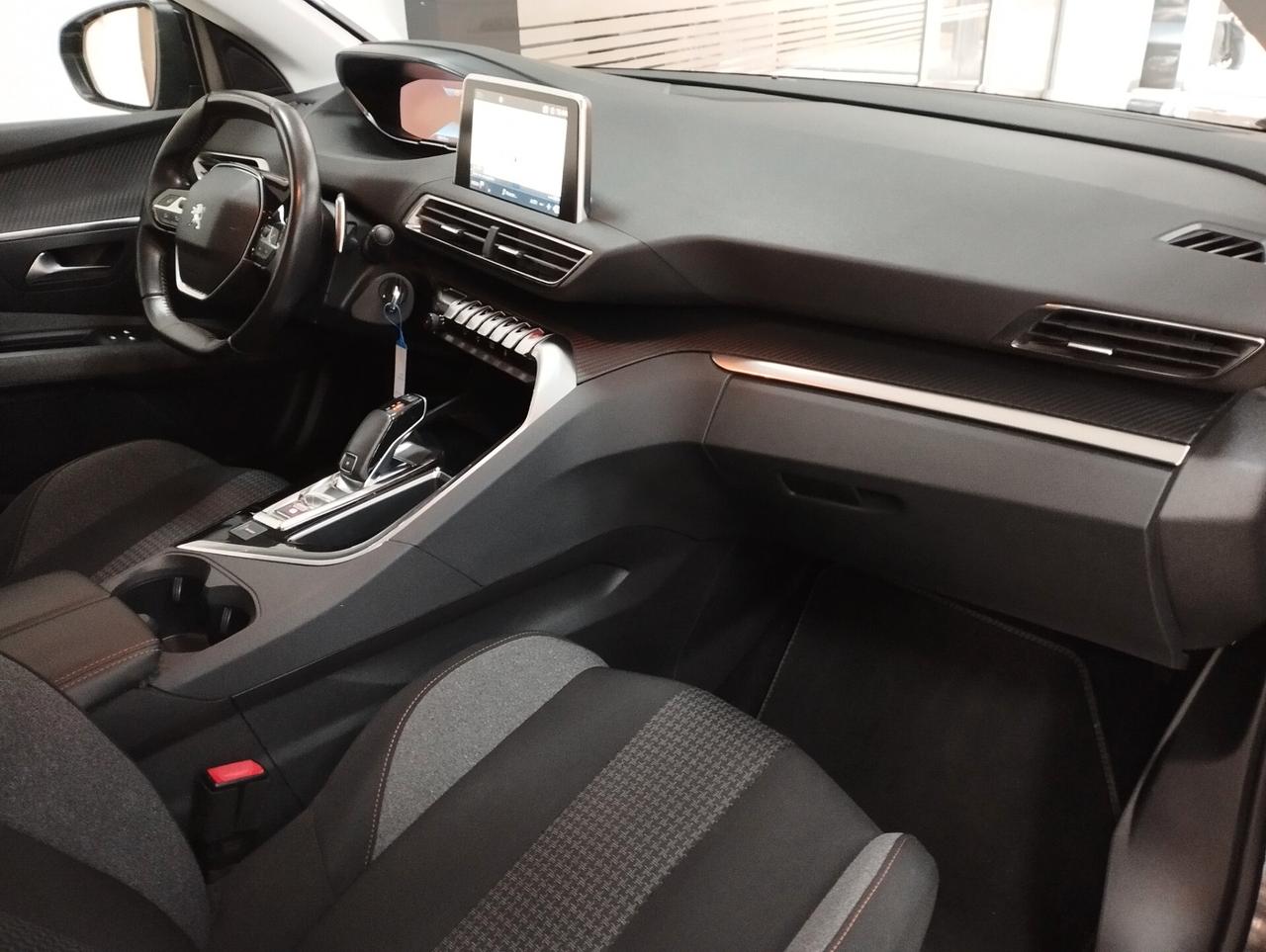 Peugeot 3008 BlueHDi 130 S&S Active