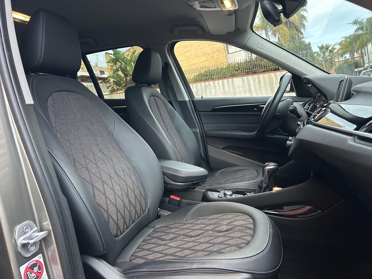 Bmw X1 xDrive20d xLine. Strafull !!!