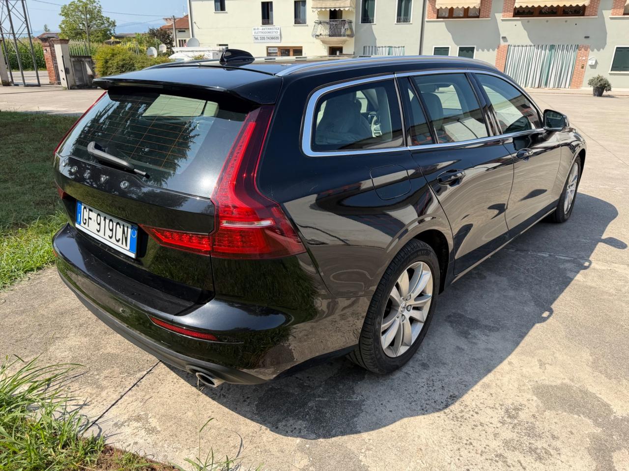 Volvo V60 B4 (d) Geartronic Inscription