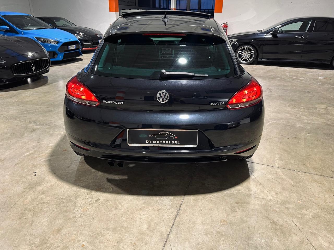 Volkswagen Scirocco 2.0 TDI TETTO-NAVI-UNICOPRIETARIO